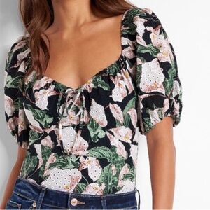 Express Floral Print Eyelet Puff Sleeve Thong Bodysuit Women’s Medium Casual